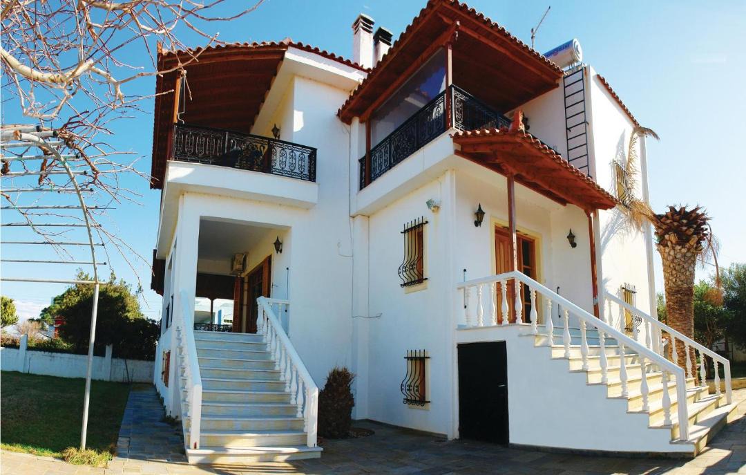 Photo of Buildings in Assos-Lechaio