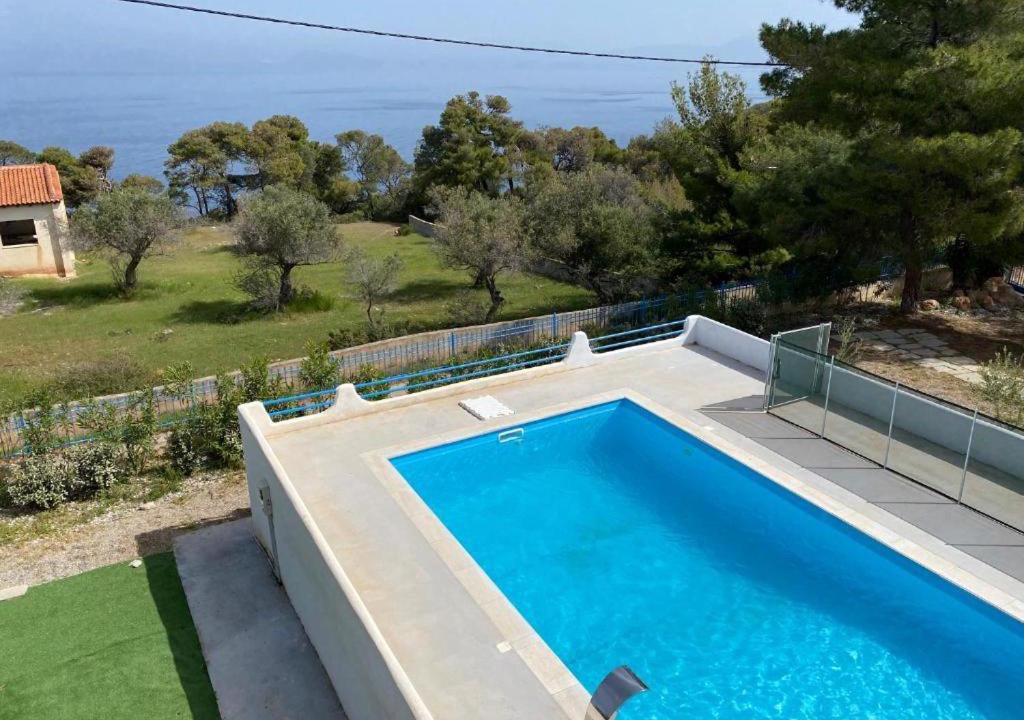 Photo of Others in Loutraki-Agioi Theodoroi