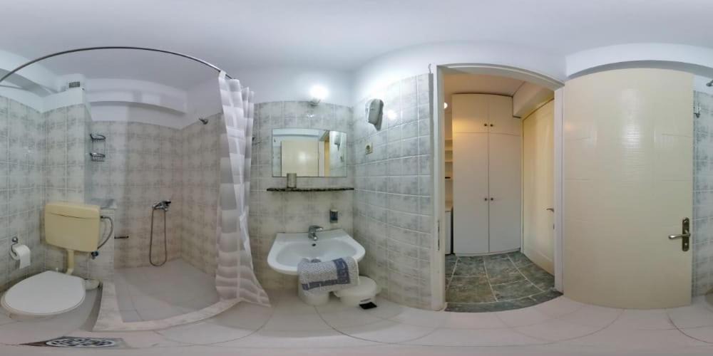 Photo of Bathroom in Pirgi Thermis
