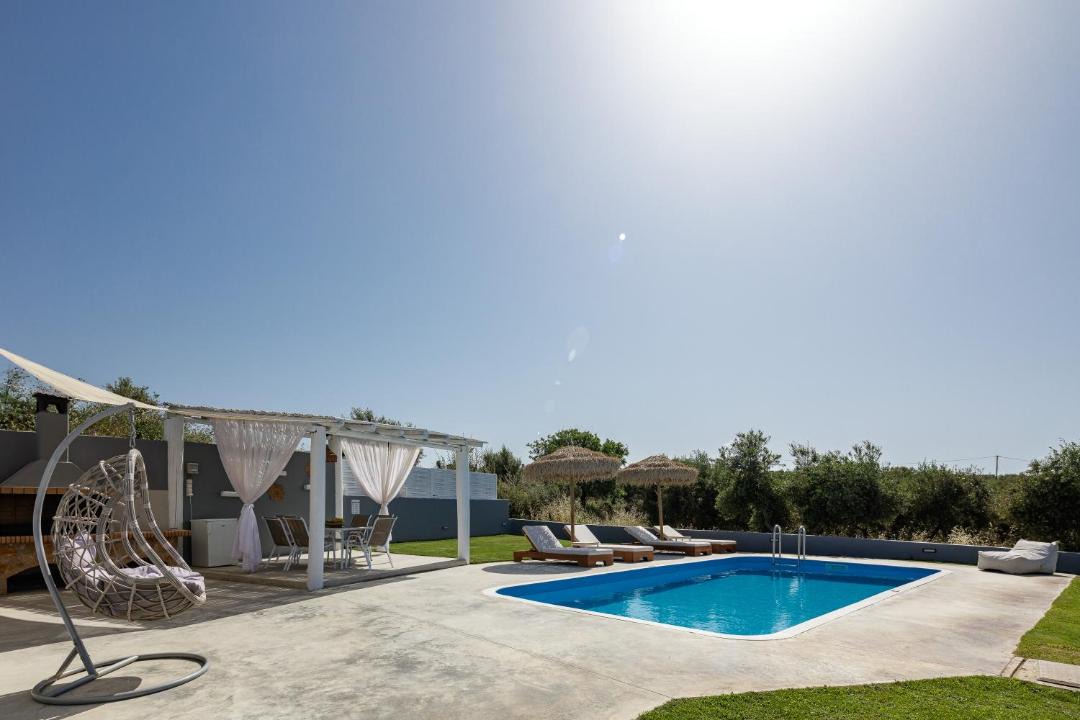 Photo of Outdoor in Adelianos Kampos