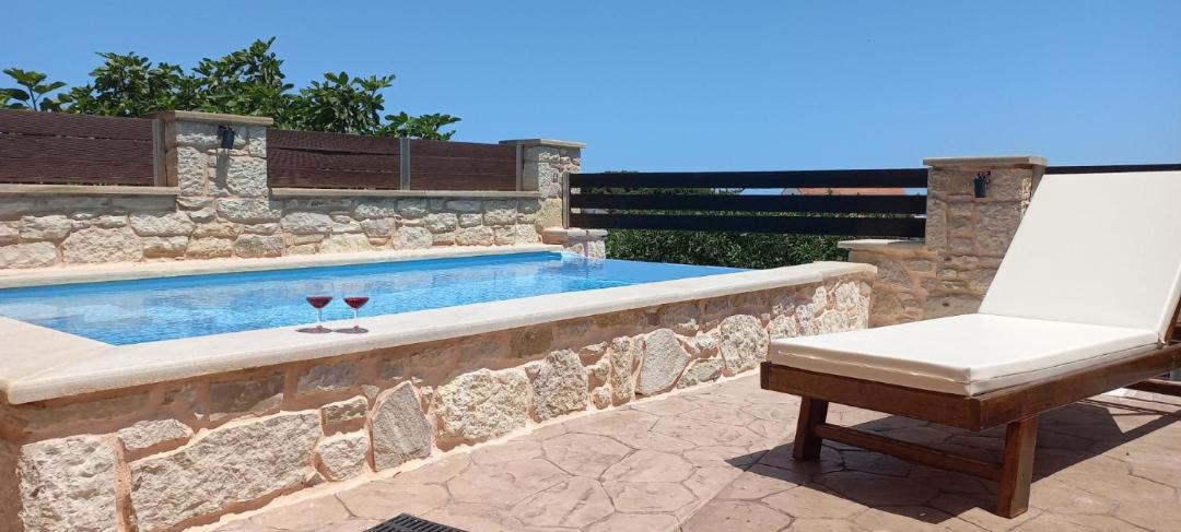 Photo of Patio Balcony in Platanos