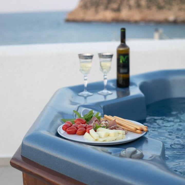 Photo of Others in Apollonas
