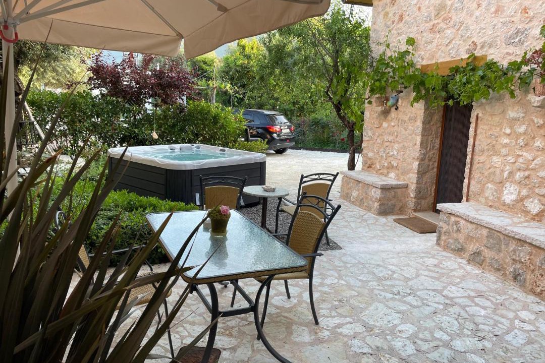 Photo of Patio Balcony in Episkopos