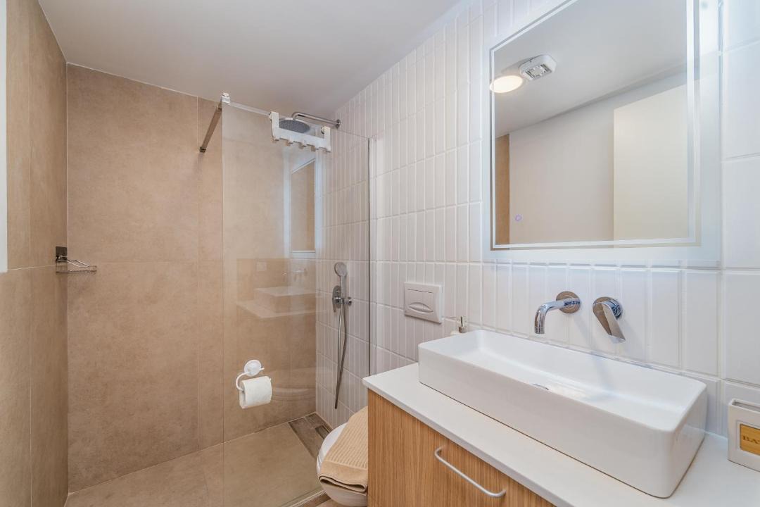 Photo of Bathroom in Perigiali