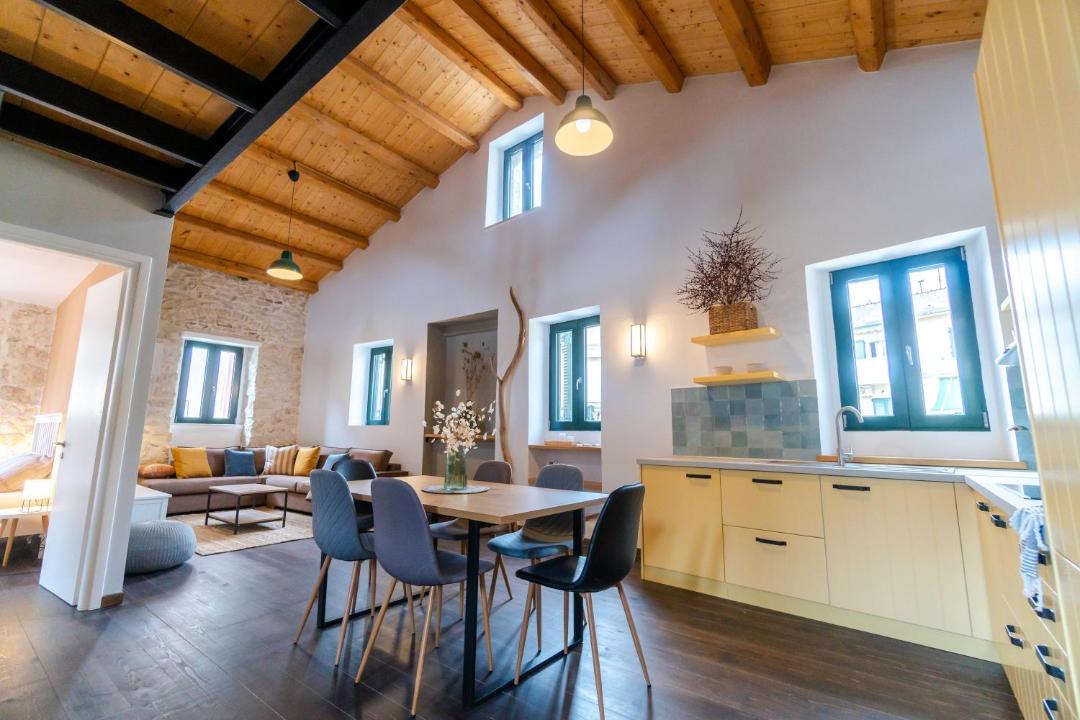 Photo of Livingroom in Old Town