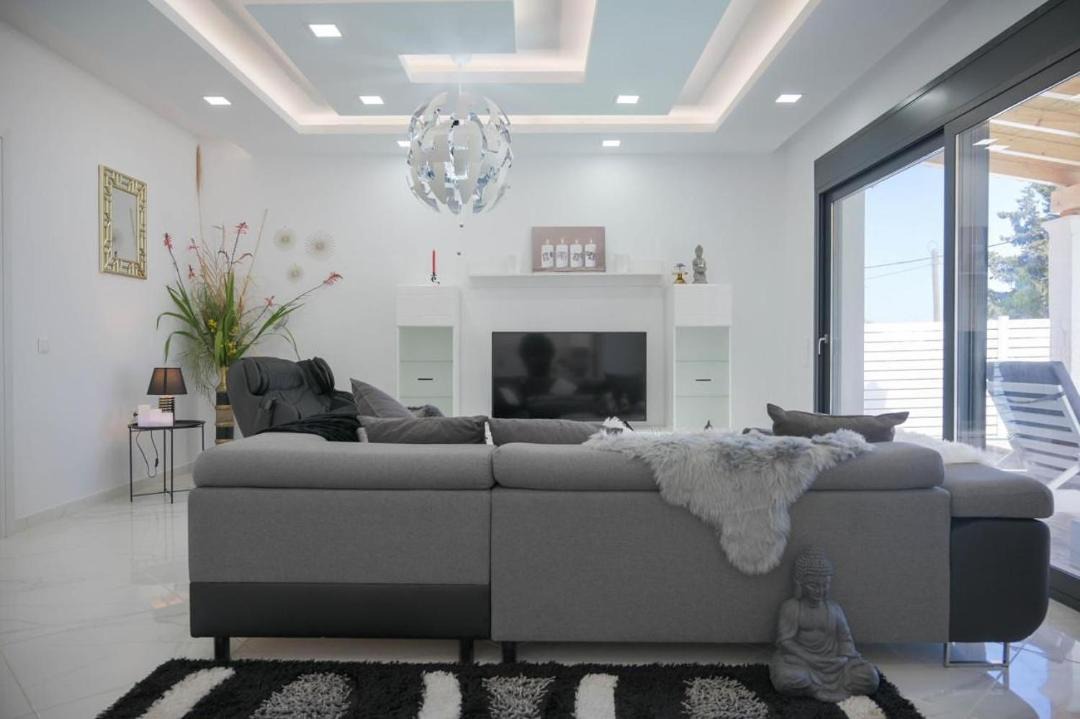 Photo of Livingroom in Notos