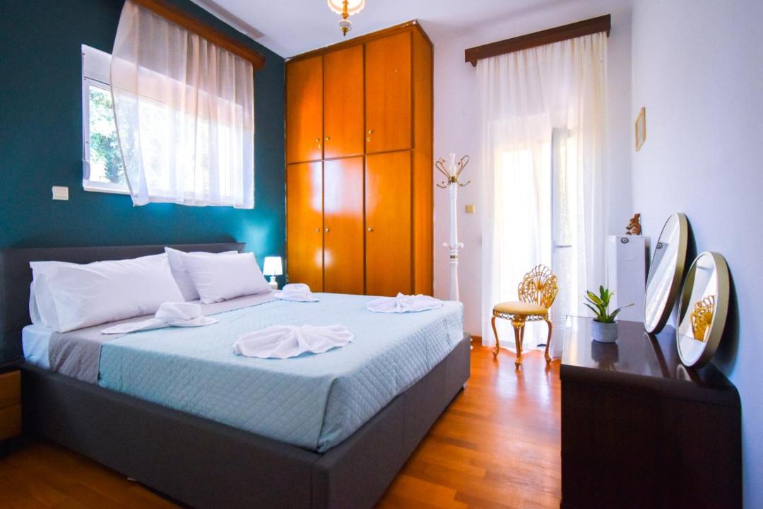Photo of Bedroom in Galatas
