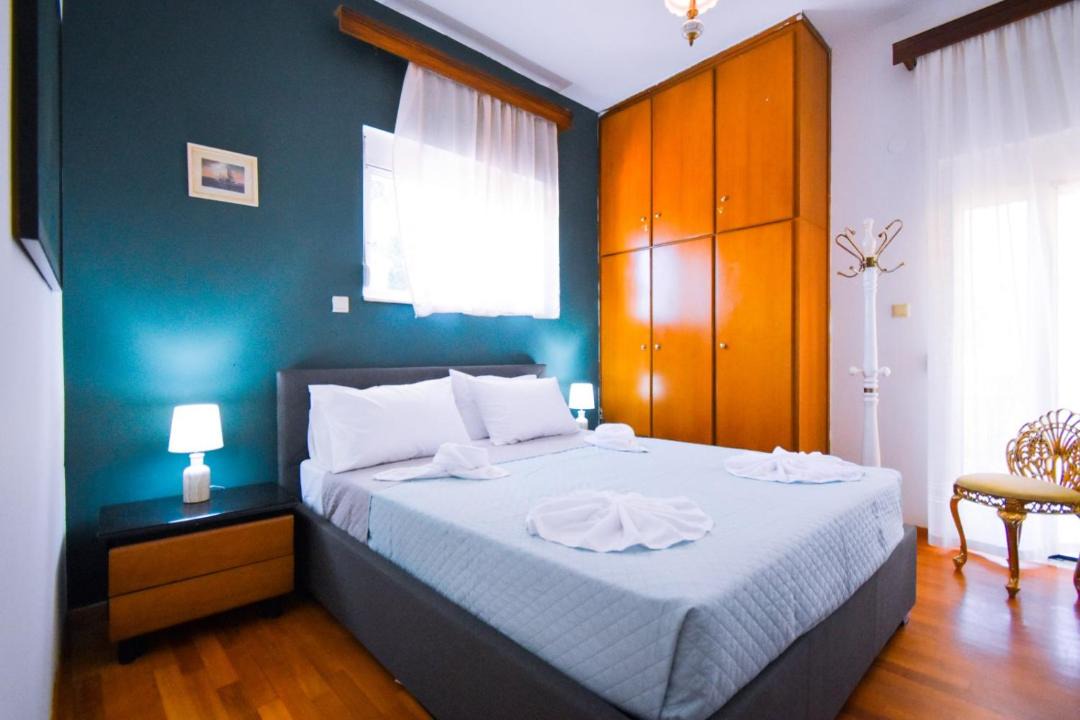 Photo of Bedroom in Galatas