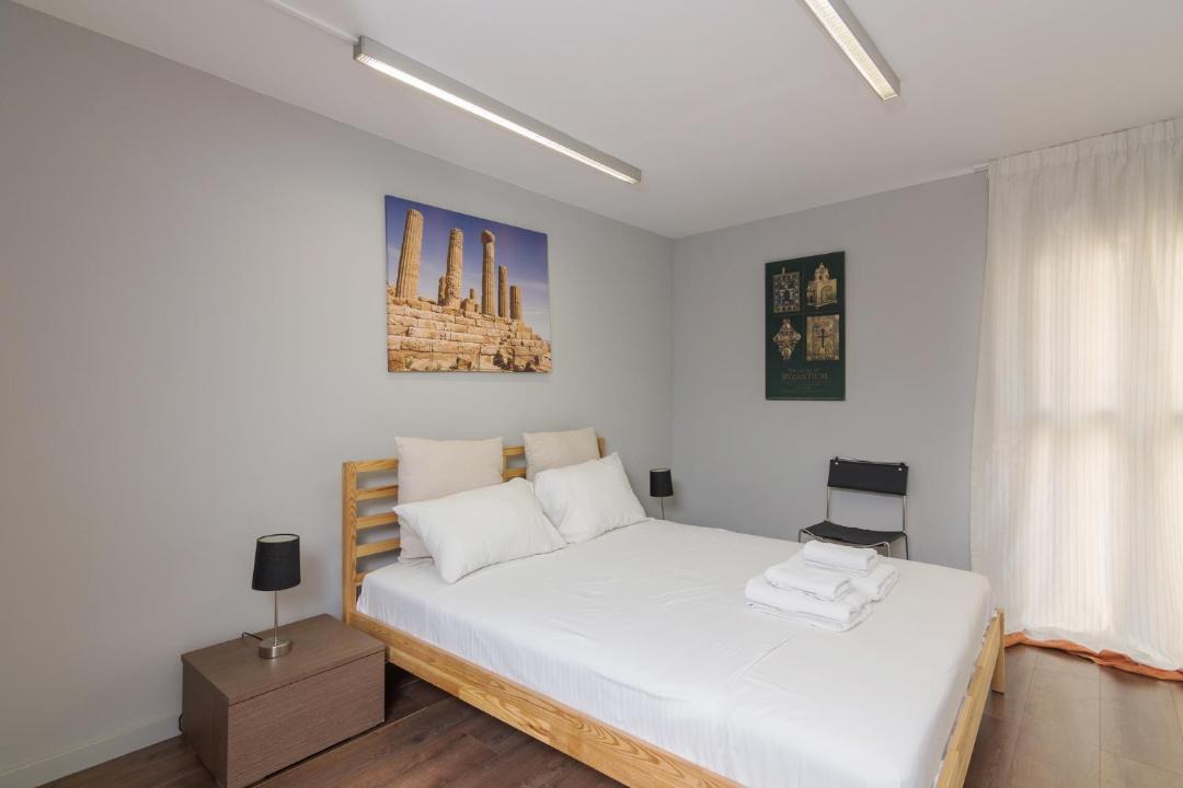 Photo of Bedroom in Mets