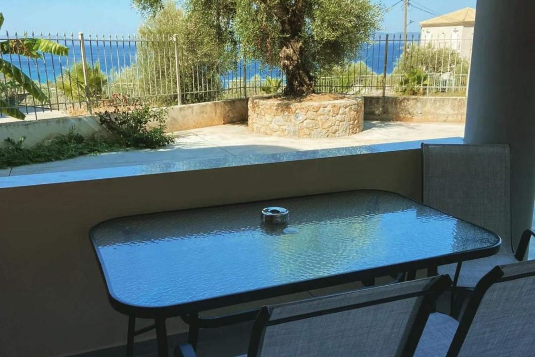 Photo of Patio Balcony in Diasella