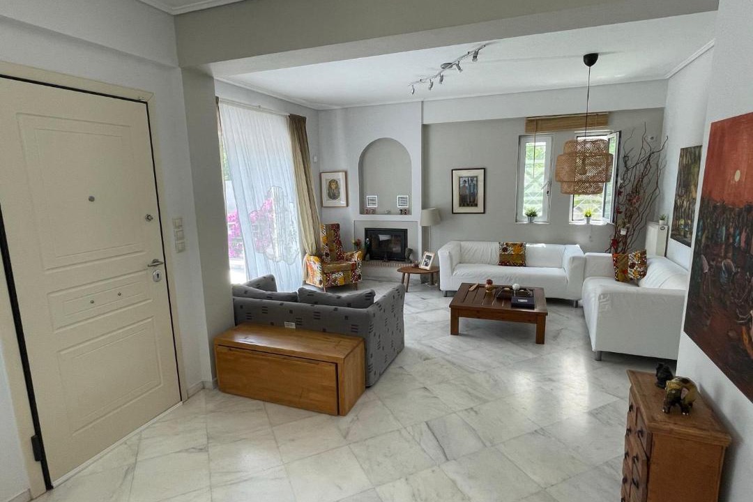 Photo of Livingroom in Saronikos