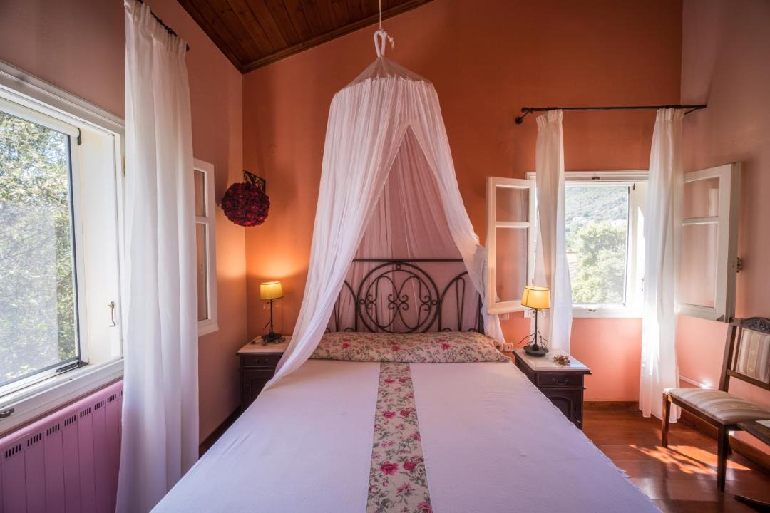 Photo of Bedroom in Vatos