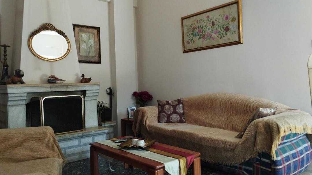 Photo of Livingroom in Oichalia