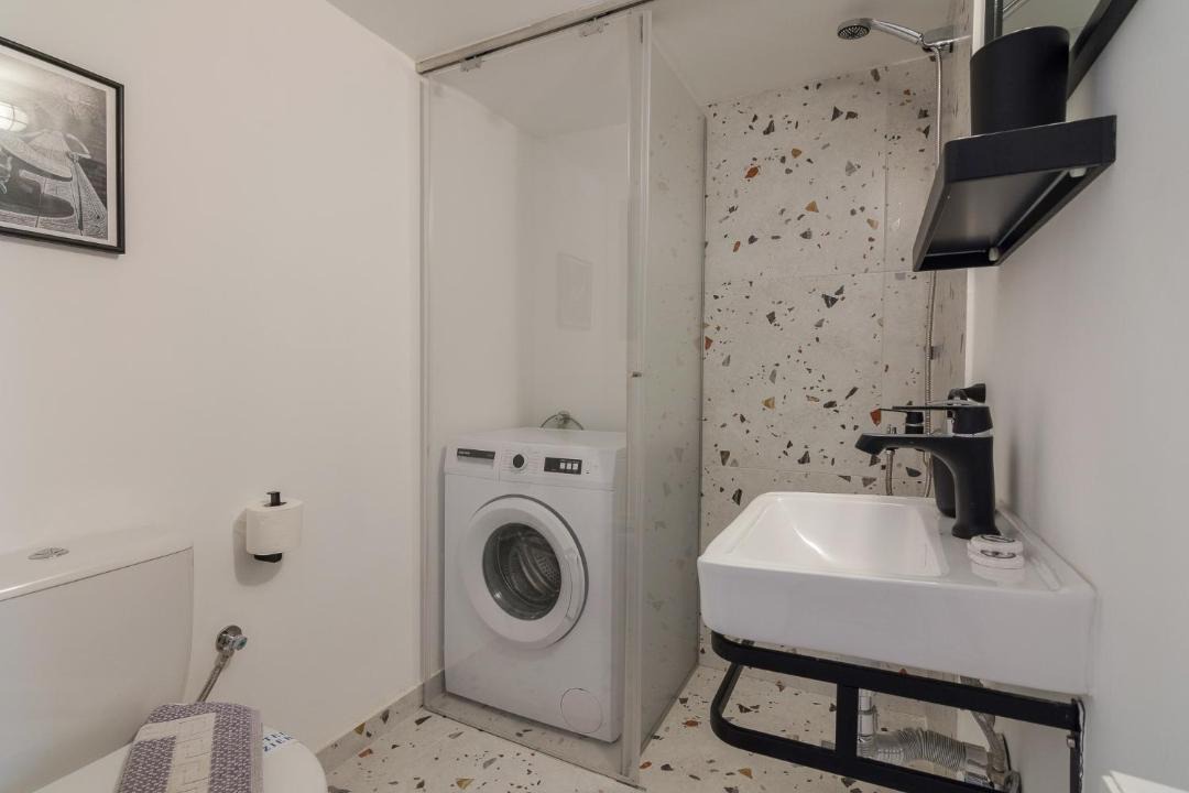 Photo of Bathroom in Neapoli