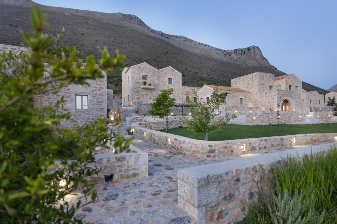 Photo of Buildings in Omales