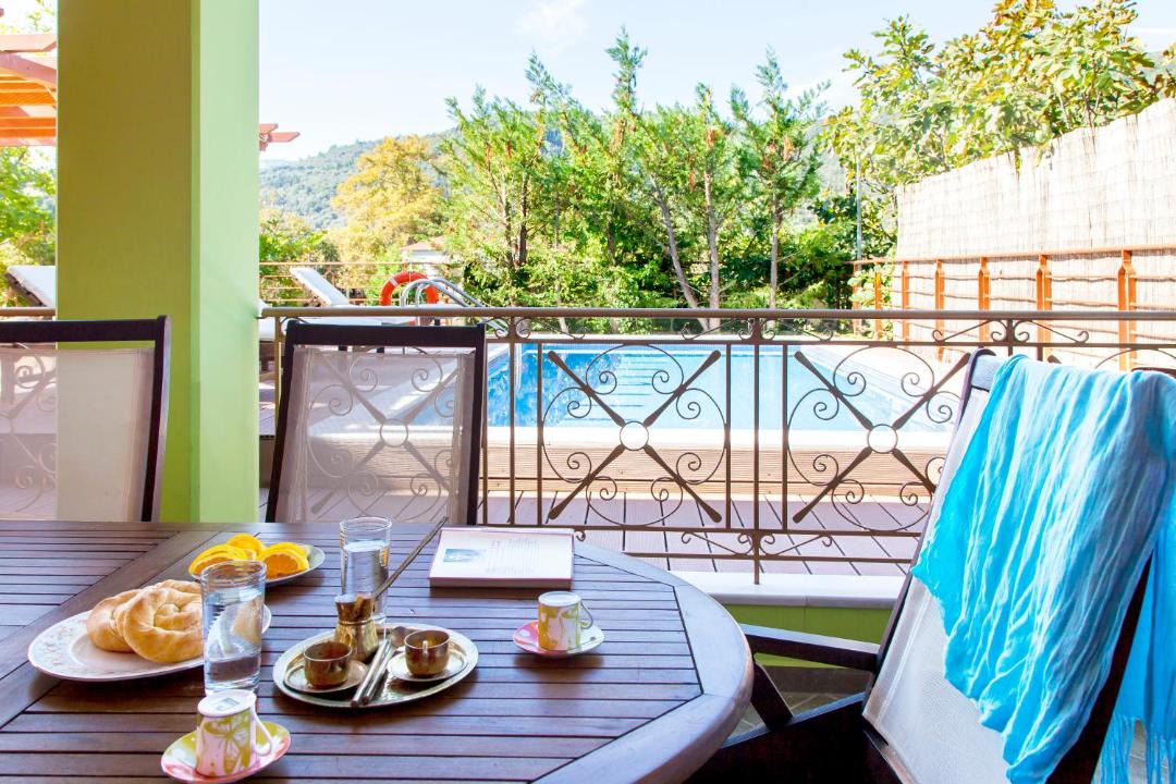 Photo of Patio Balcony in Asprogerakata