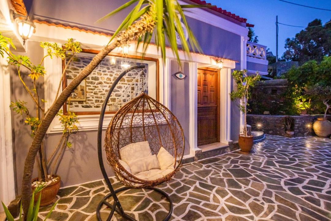 Photo of Patio Balcony in Voladha