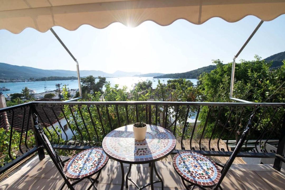 Photo of Patio Balcony in Poros