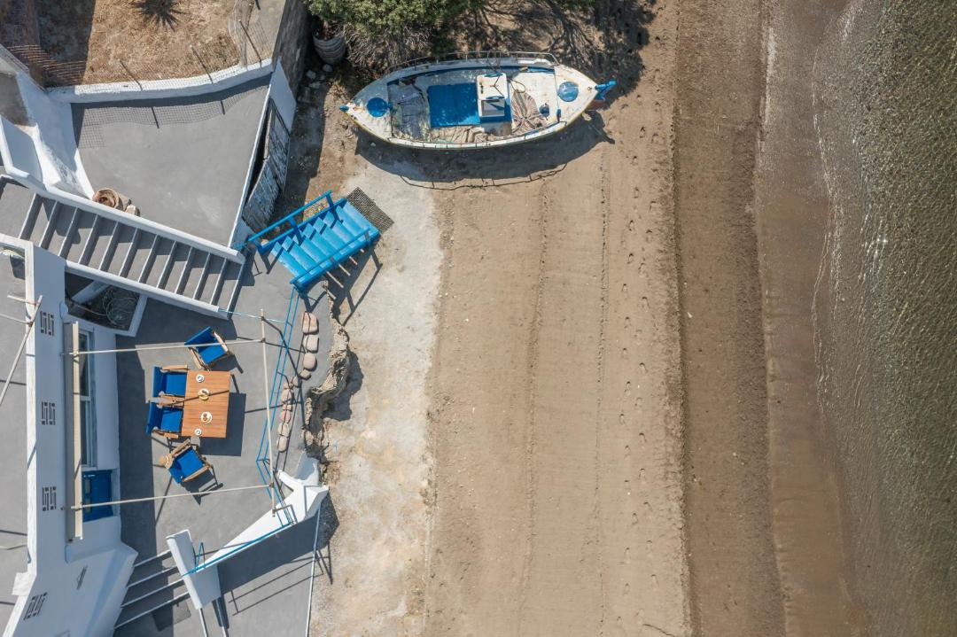 Photo of Others in Milos