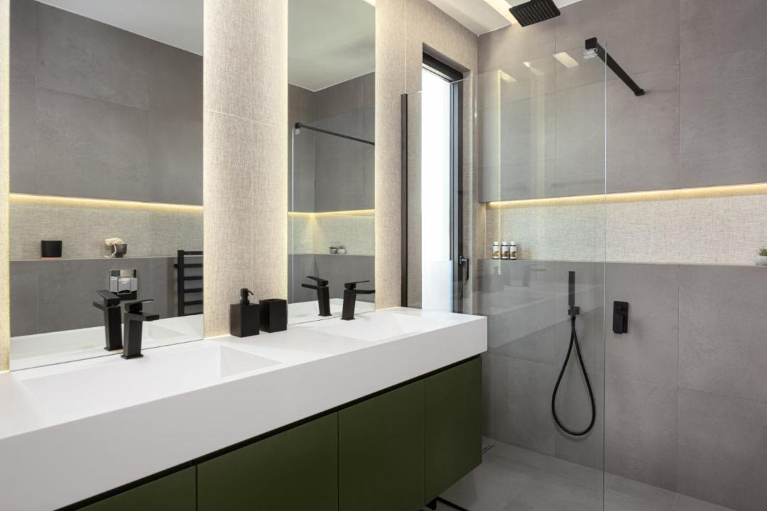 Photo of Bathroom in Legrena