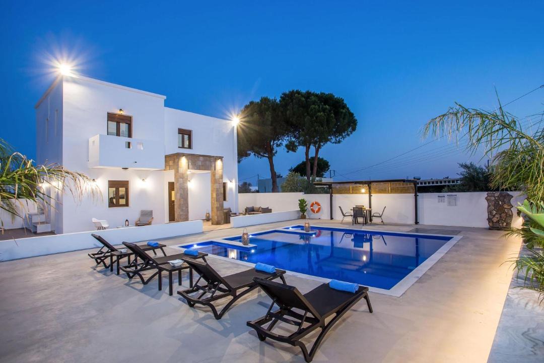 Photo of Others in Pefkos