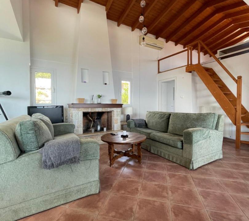 Photo of Livingroom in Aegina