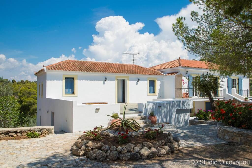 Photo of Others in Agios Emilianos