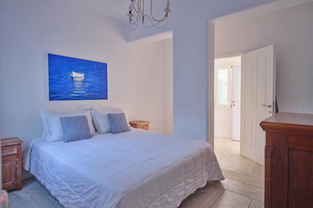Photo of Bedroom in Ampelas