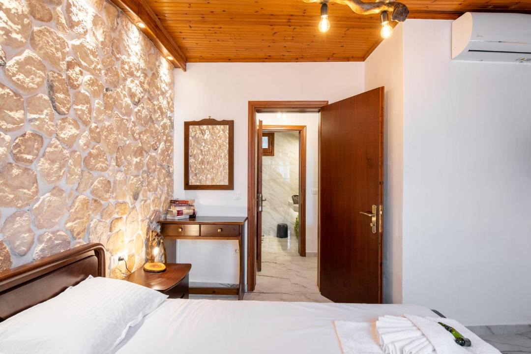 Photo of Bedroom in Acharavi