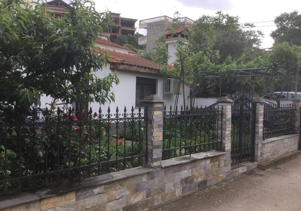Photo of Others in Skala Marion