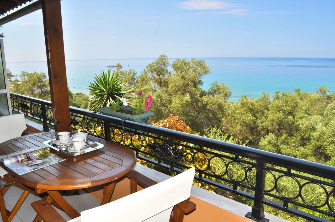 Photo of Patio Balcony in Sinarades