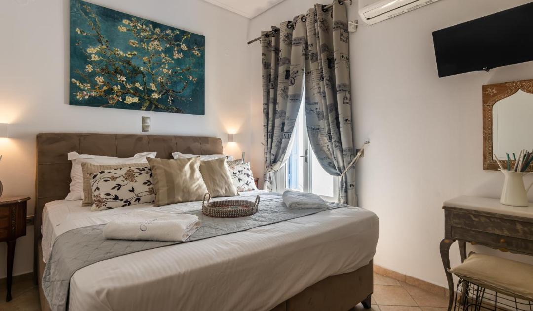 Photo of Bedroom in Apollonia