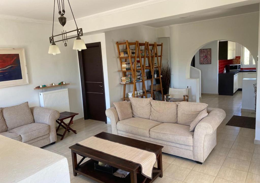 Photo of Livingroom in Fternon
