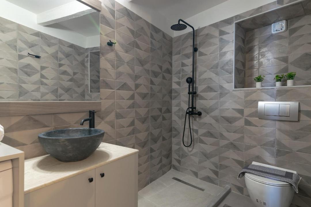 Photo of Bathroom in Maroulas