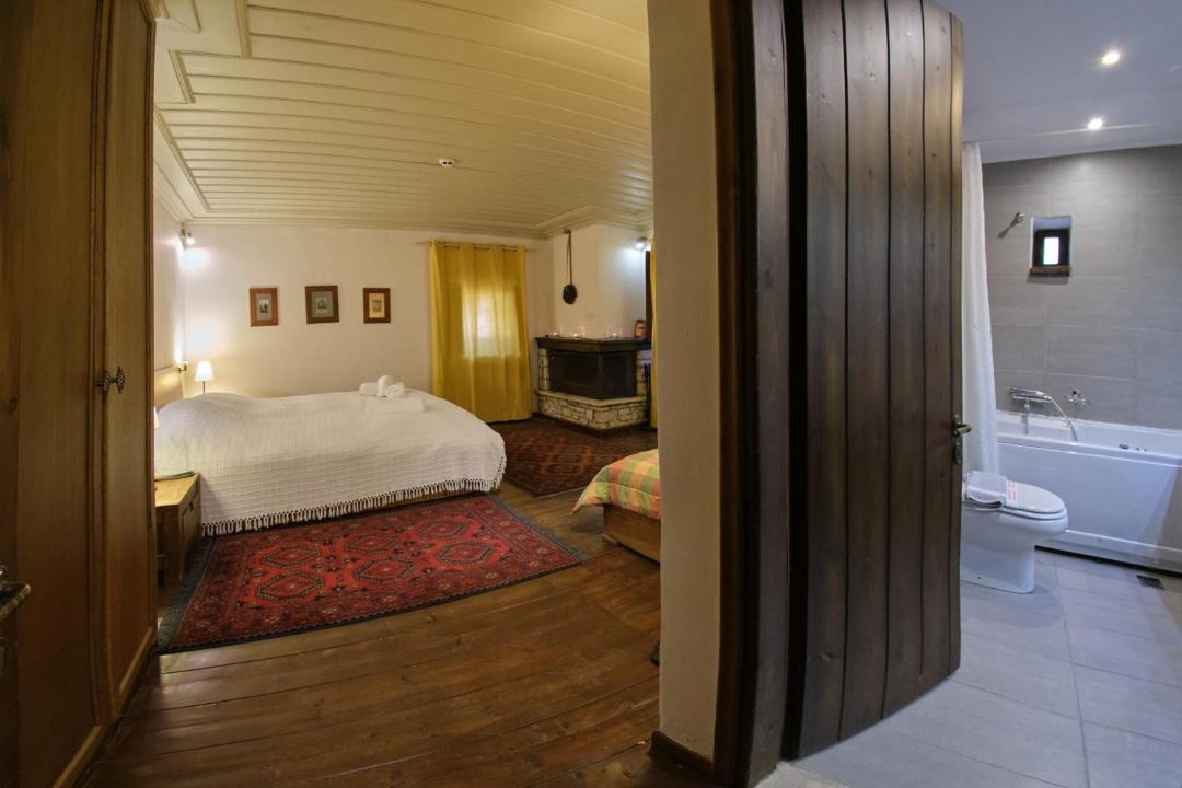 Photo of Bedroom in Aristi