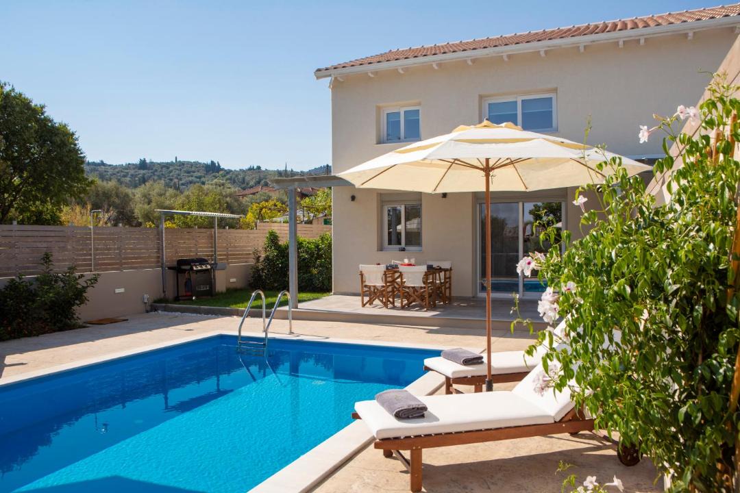 Photo of Outdoor in Apolpaina