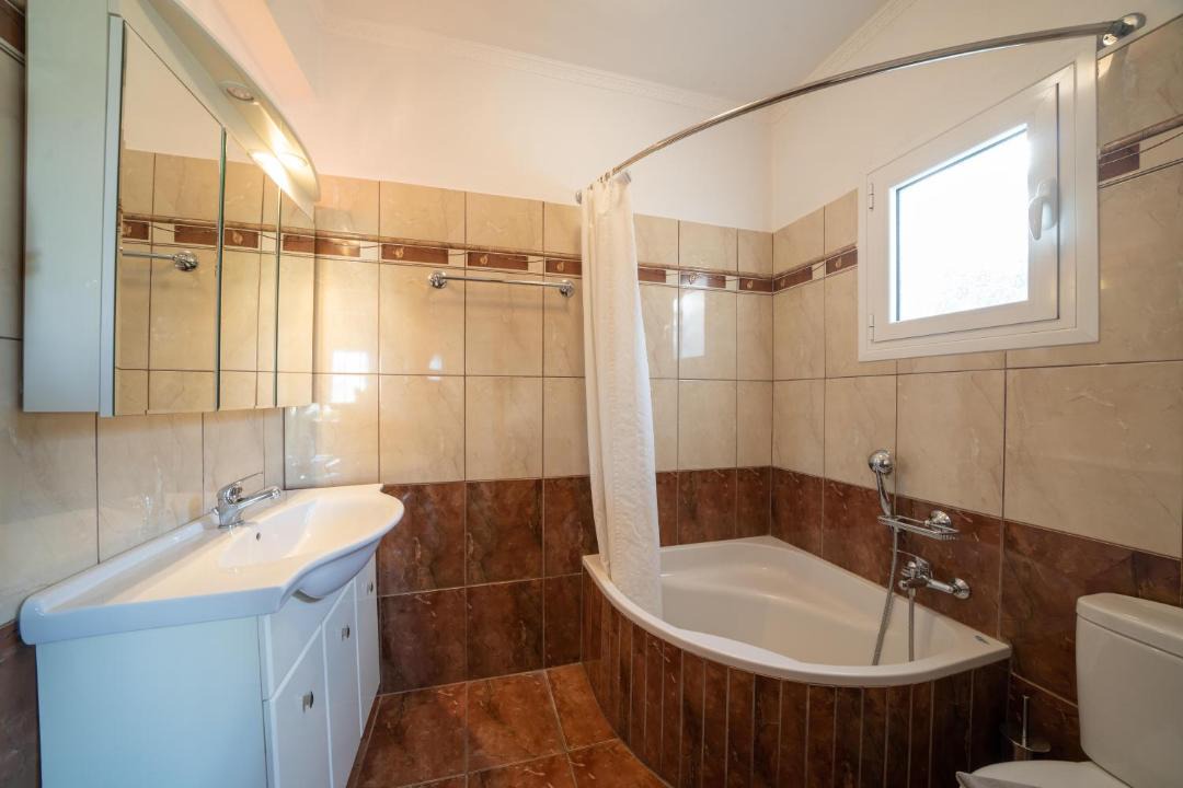 Photo of Bathroom in Karavomylos