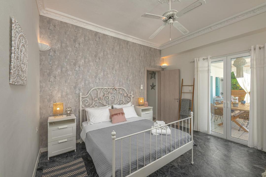Photo of Bedroom in Alykes