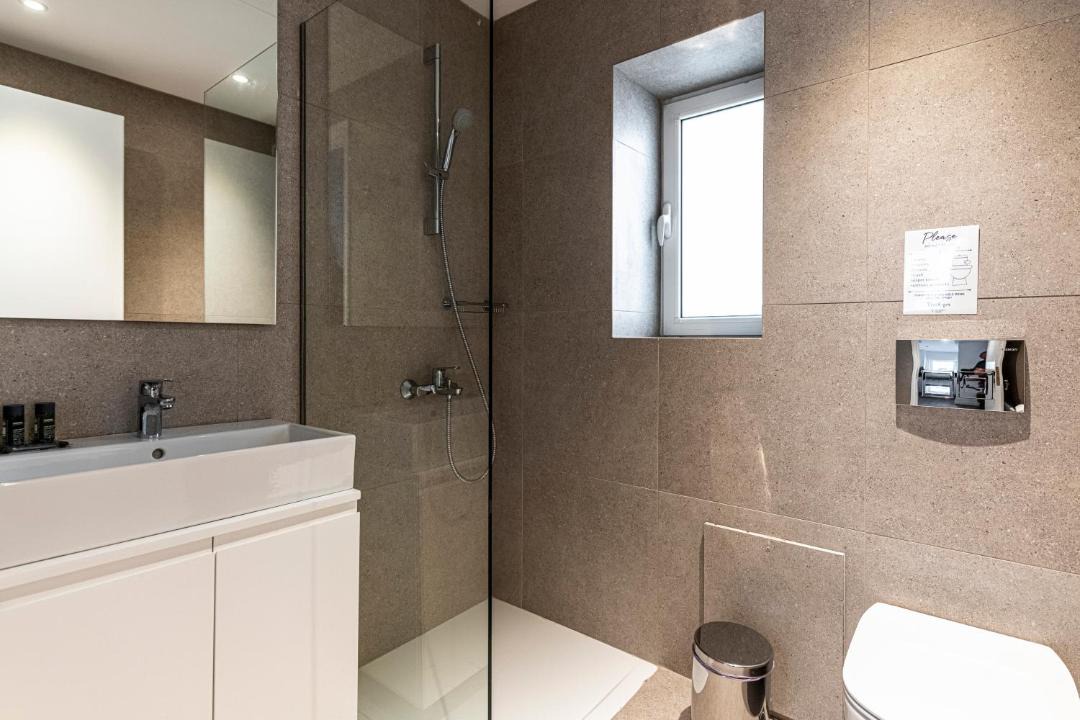 Photo of Bathroom in Ampelokipoi