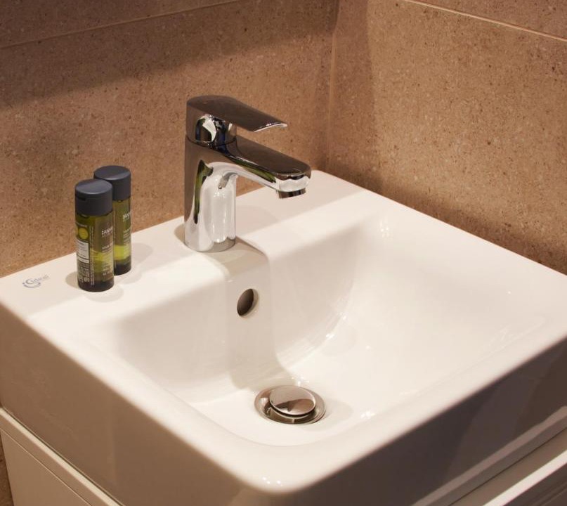 Photo of Bathroom in Ampelokipoi