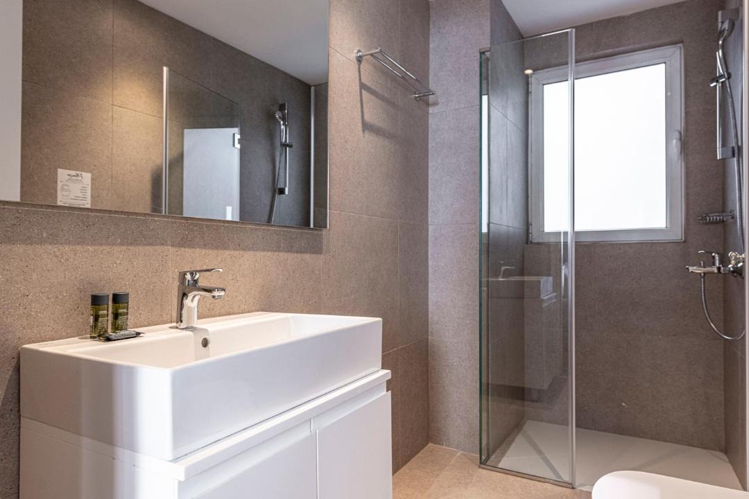 Photo of Bathroom in Ampelokipoi