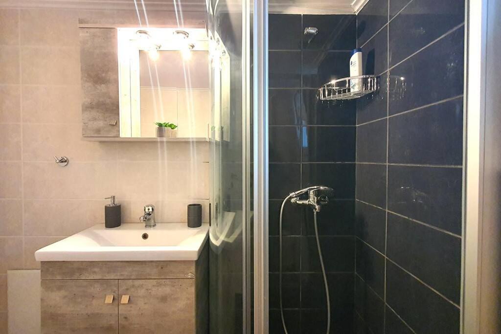 Photo of Bathroom in Exarhia