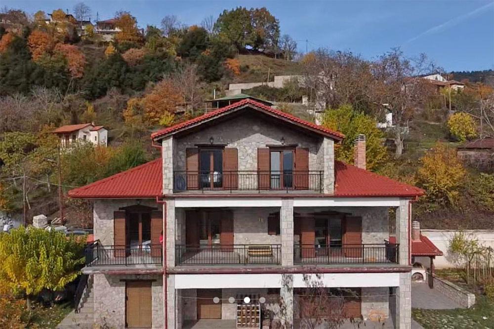 Photo of Buildings in Kaloskopi