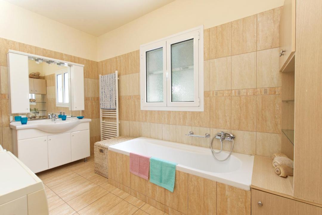 Photo of Bathroom in Karavomylos
