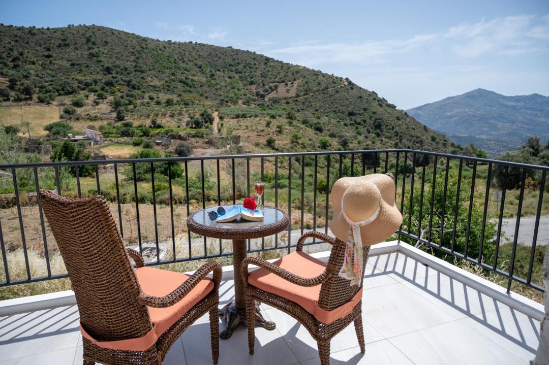 Photo of Patio Balcony in Kouroutai