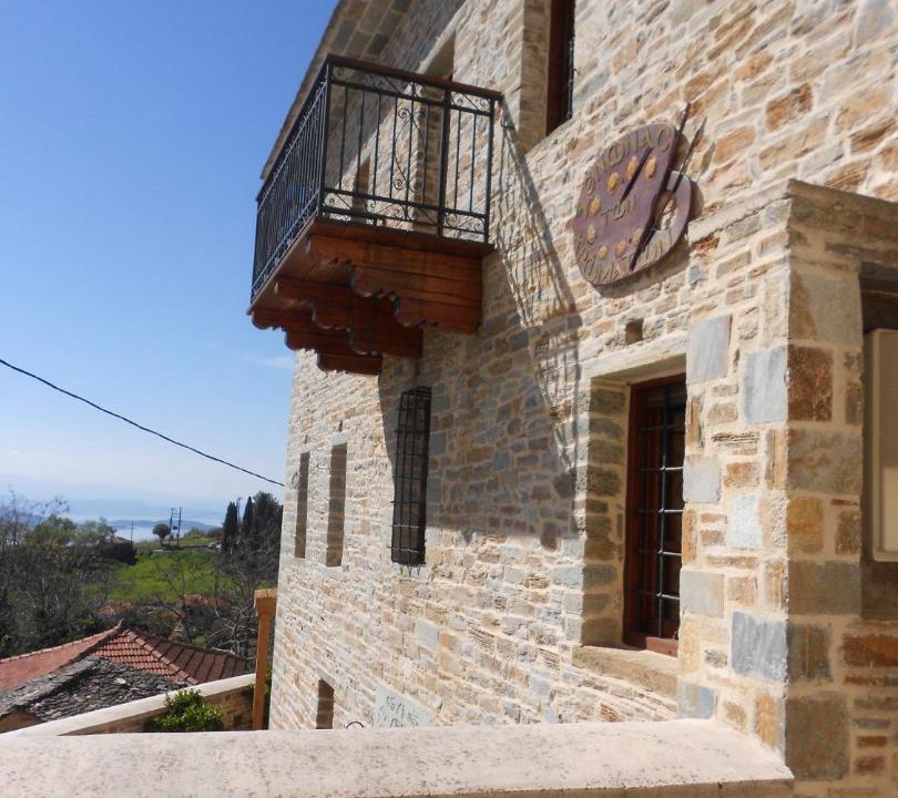 Photo of Buildings in Lafkos