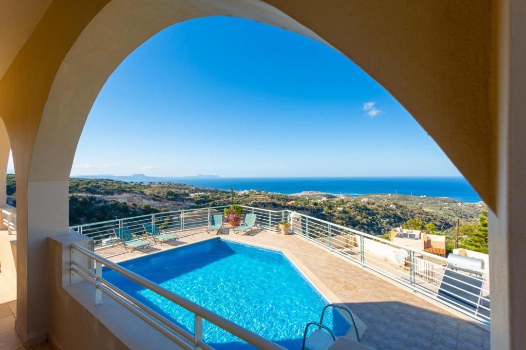 Photo of Patio Balcony in Roussospiti