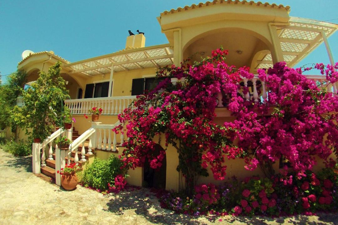 Photo of Patio Balcony in Karavostasi