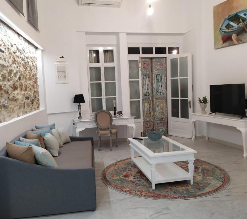 Photo of Livingroom in Pothia