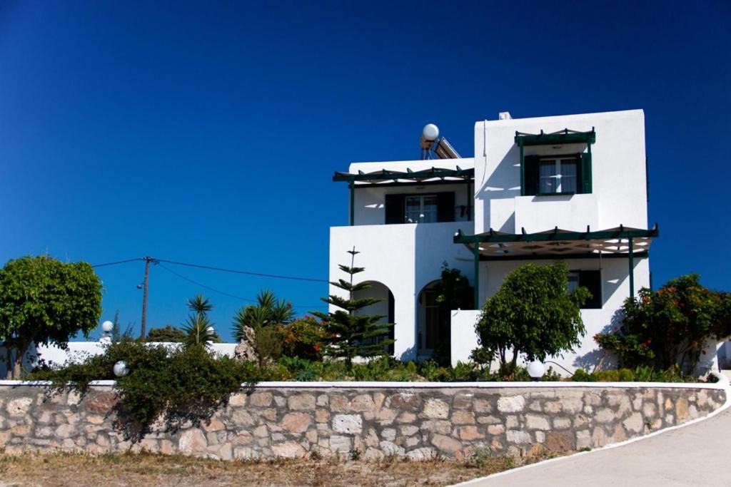 Photo of Others in Milos